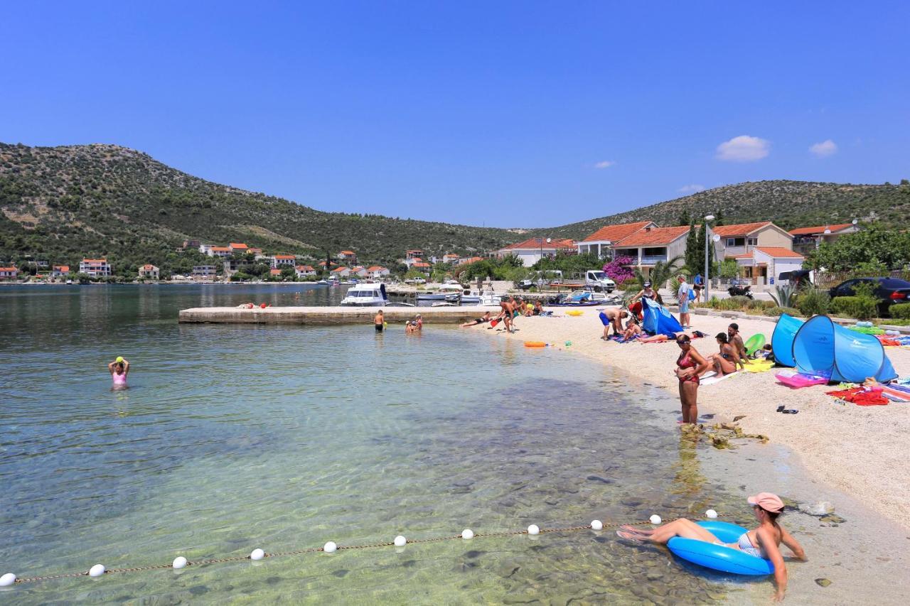 Seaside Holiday House Poljica, Trogir - 5161 Marina Bagian luar foto
